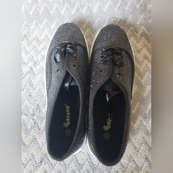 🔥2/$15 Black sparkly sneakers - Picture 3 of 6